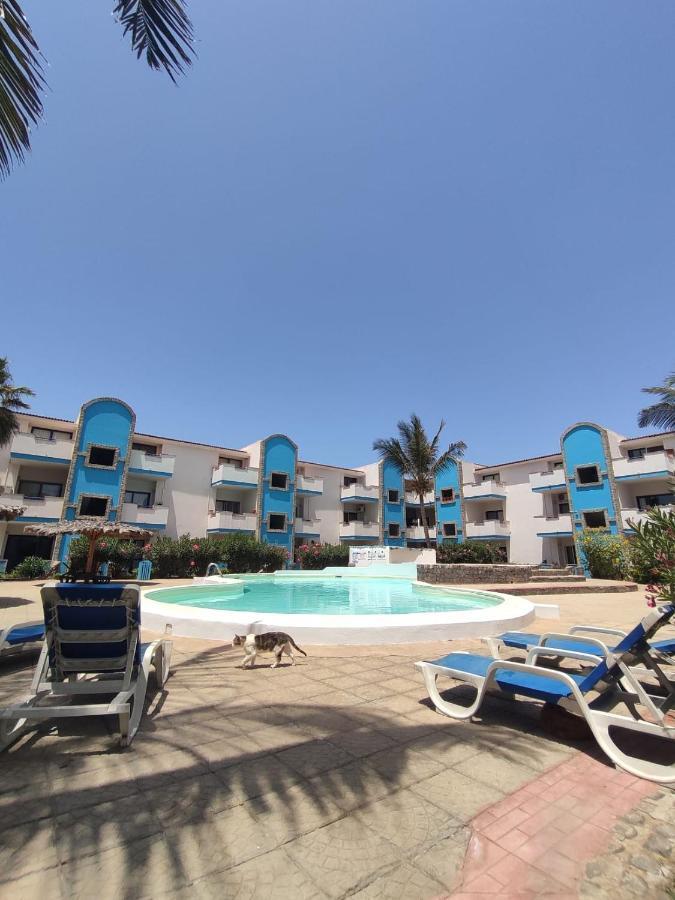 Sal Service Blu Moradias Residence With Pool ซังตามาเรีย ภายนอก รูปภาพ